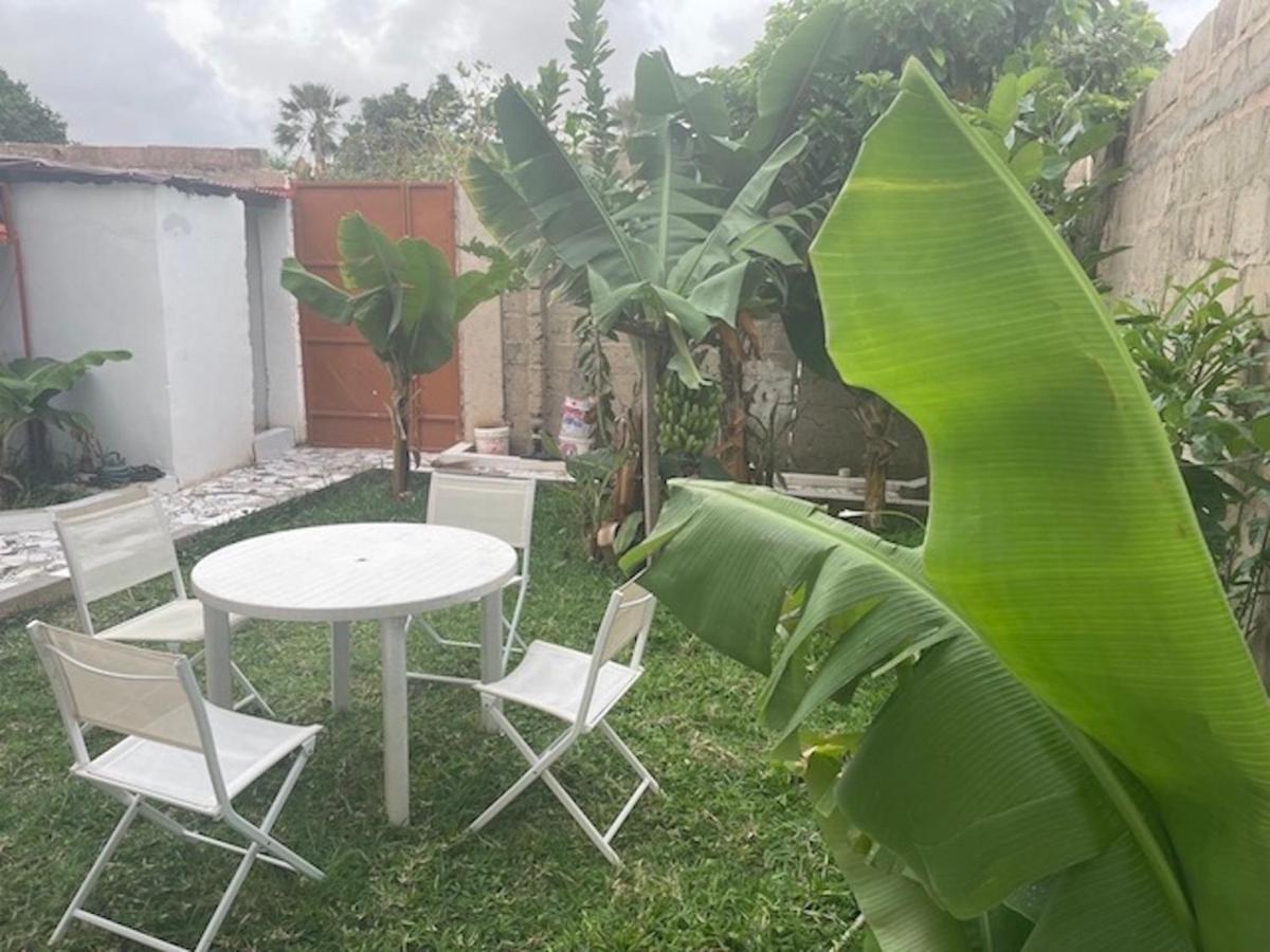 The Compound Bed and Breakfast Bijilo Εξωτερικό φωτογραφία