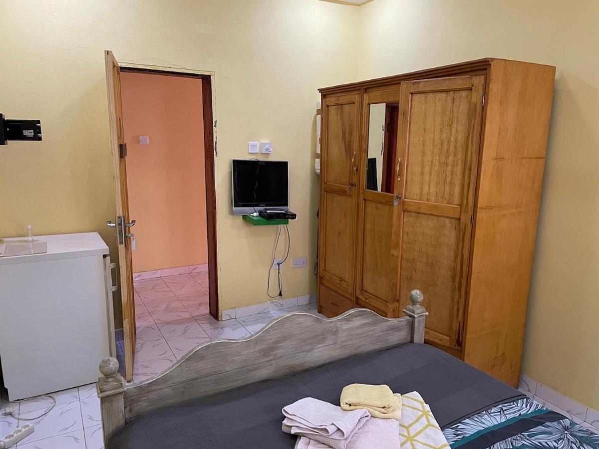 The Compound Bed and Breakfast Bijilo Εξωτερικό φωτογραφία